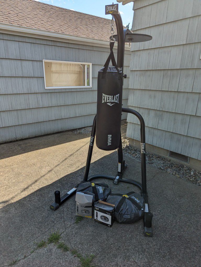 Everlast Steel Framed Heavy Punching Bag and Speed Bag Stand