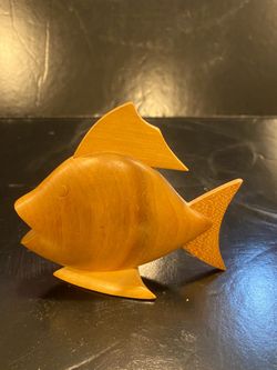 Vintage MCM Oberlander Handarbeit Wood Hand Made Carved Fish Switzerland 4” long x 3.5” high