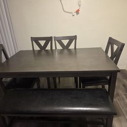 4 Chairs 1 Bench Table 