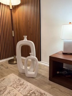 2 decoration cosmos vase