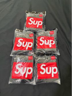 Supreme socks