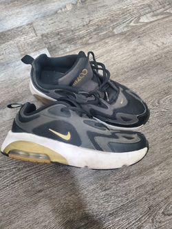 Boys Nike  Sz 3 