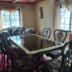 Dining Table With 8 Chairs 