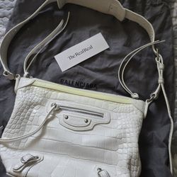 BALENCIAGA NEO BAG