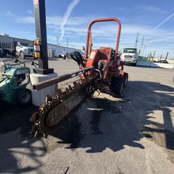 TRENCHER 32-50HP - DITCHWITCH RT45 2018