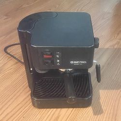 Estro  Espresso Machine Modle 410 Made in Italy in Good Working Condition