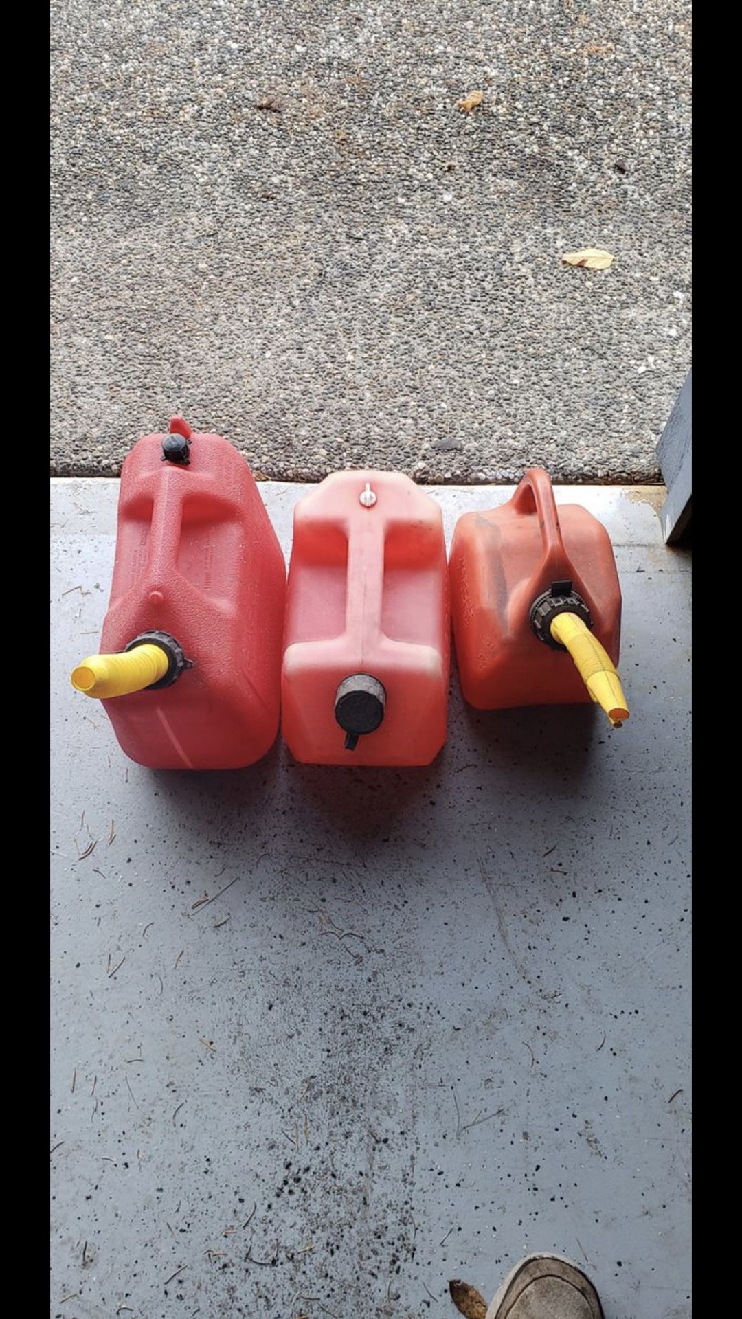 Gas cans