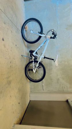 Bike white color