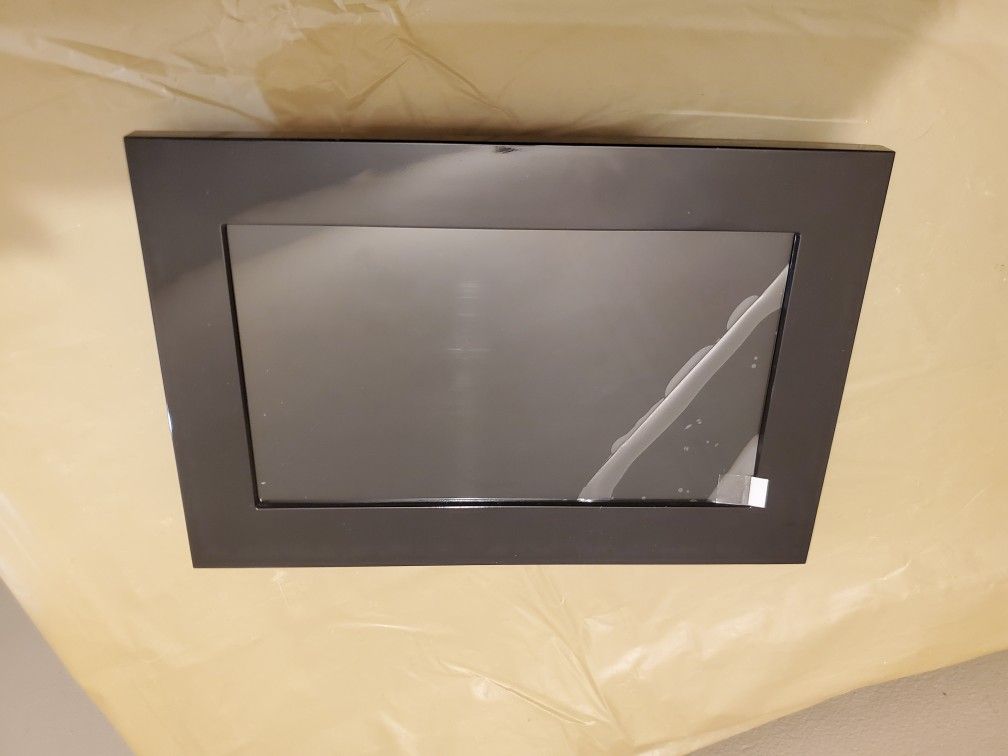 Digital Photo Frame - 7 Inch
