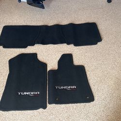 Toyota Tundra Floor Mats
