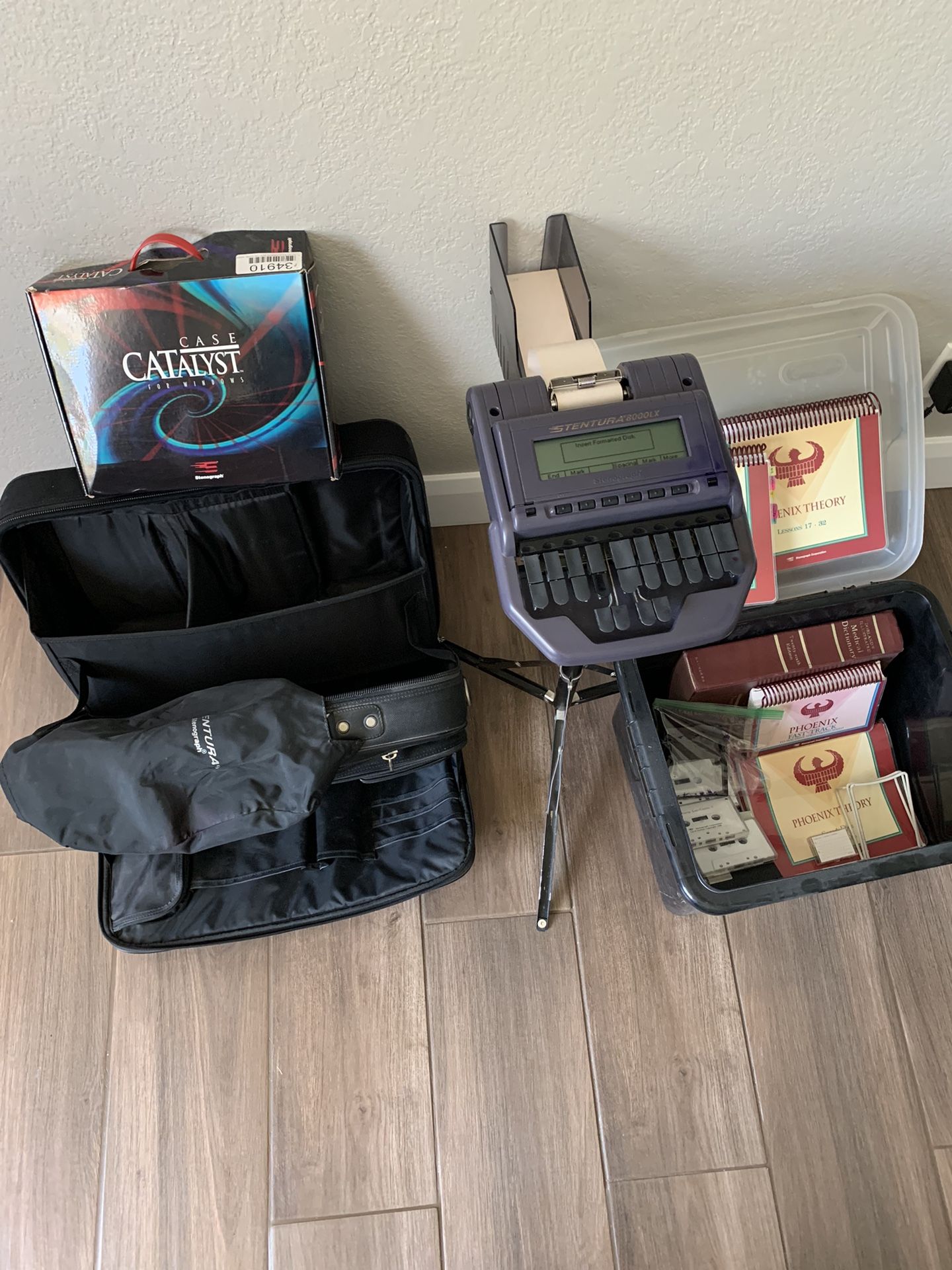 Stentura 8000LX Stenograph Machine & Accessories