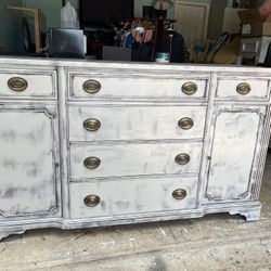 Solid Wood Dresser 