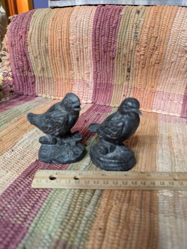 Vintage Cast Iron Metal Birds