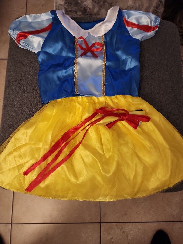 Snowhite Princess Costume 