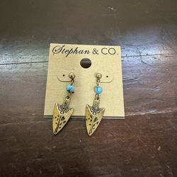 Stephan & CO Arrowhead Turquoise Earrings - New 