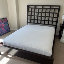 Panel Bed frame & Mattress - Queen Size 