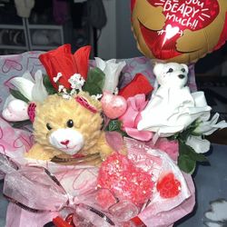 VALENTINES DAY BASKETS
