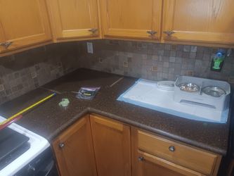 Kitchen Countertop & Sink