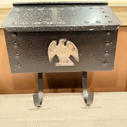Vintage Metal MAILBOX w/ Federal Eagle & Newspaper Holder