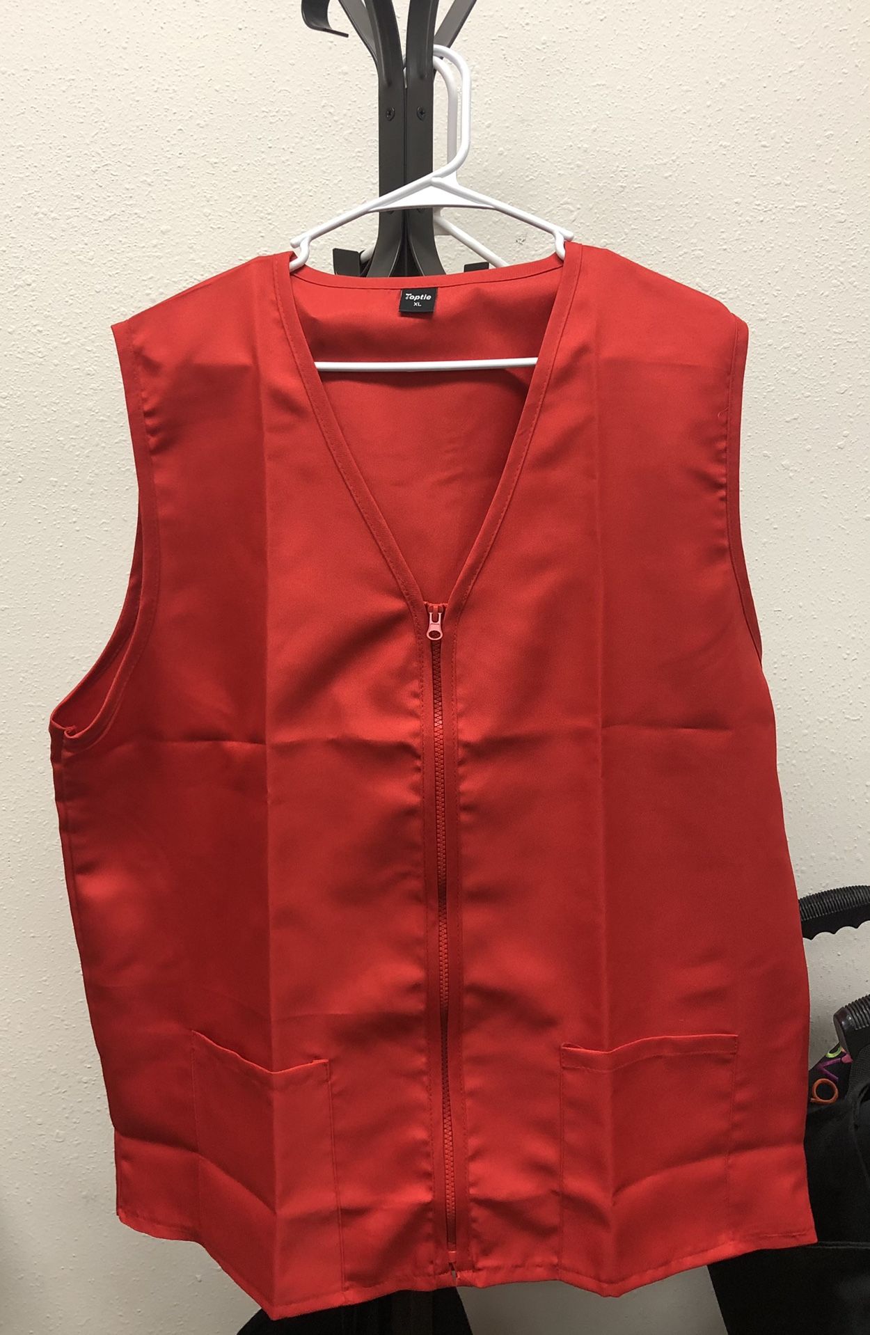 I Have 8. Vests 3. XL / 3. L / 2. M
