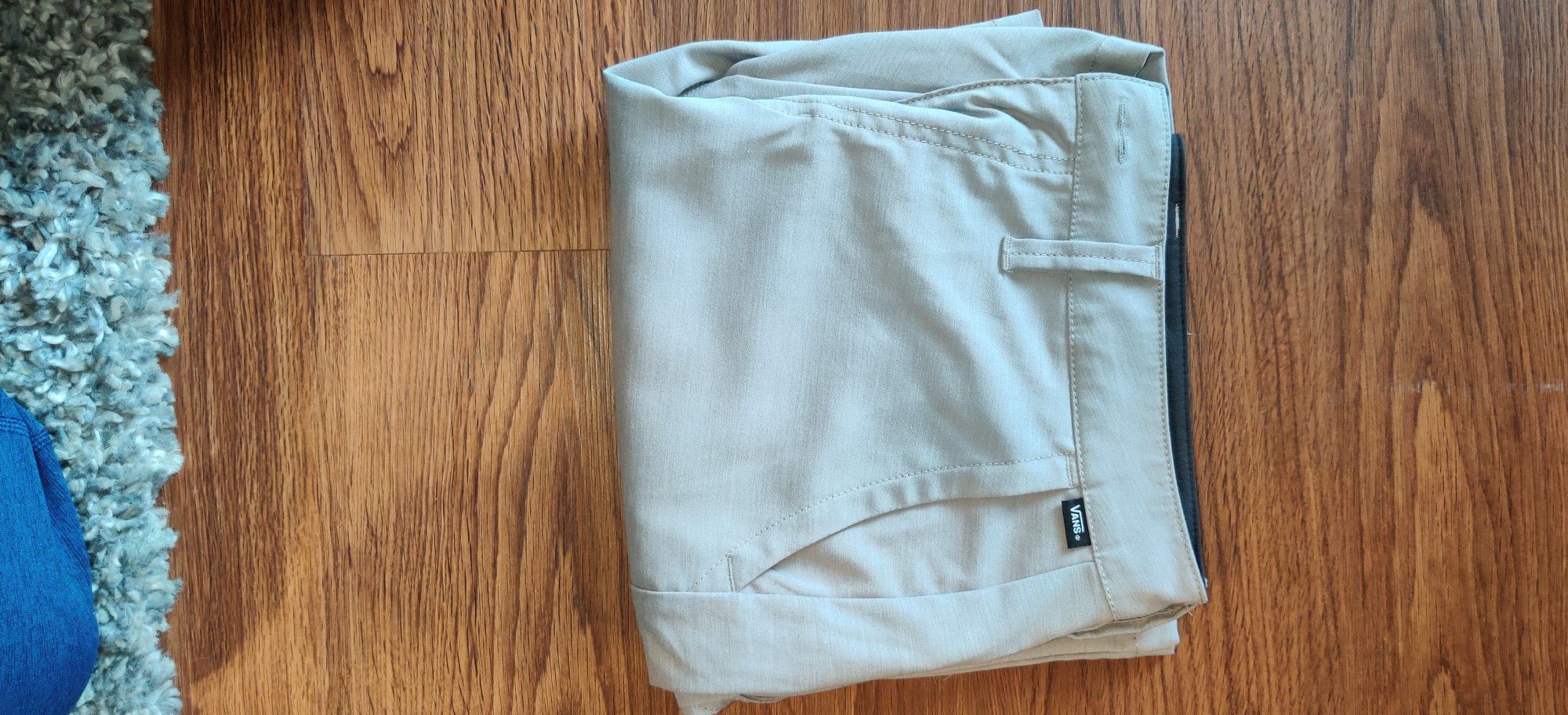 Van's Shorts (Men's Size 30)