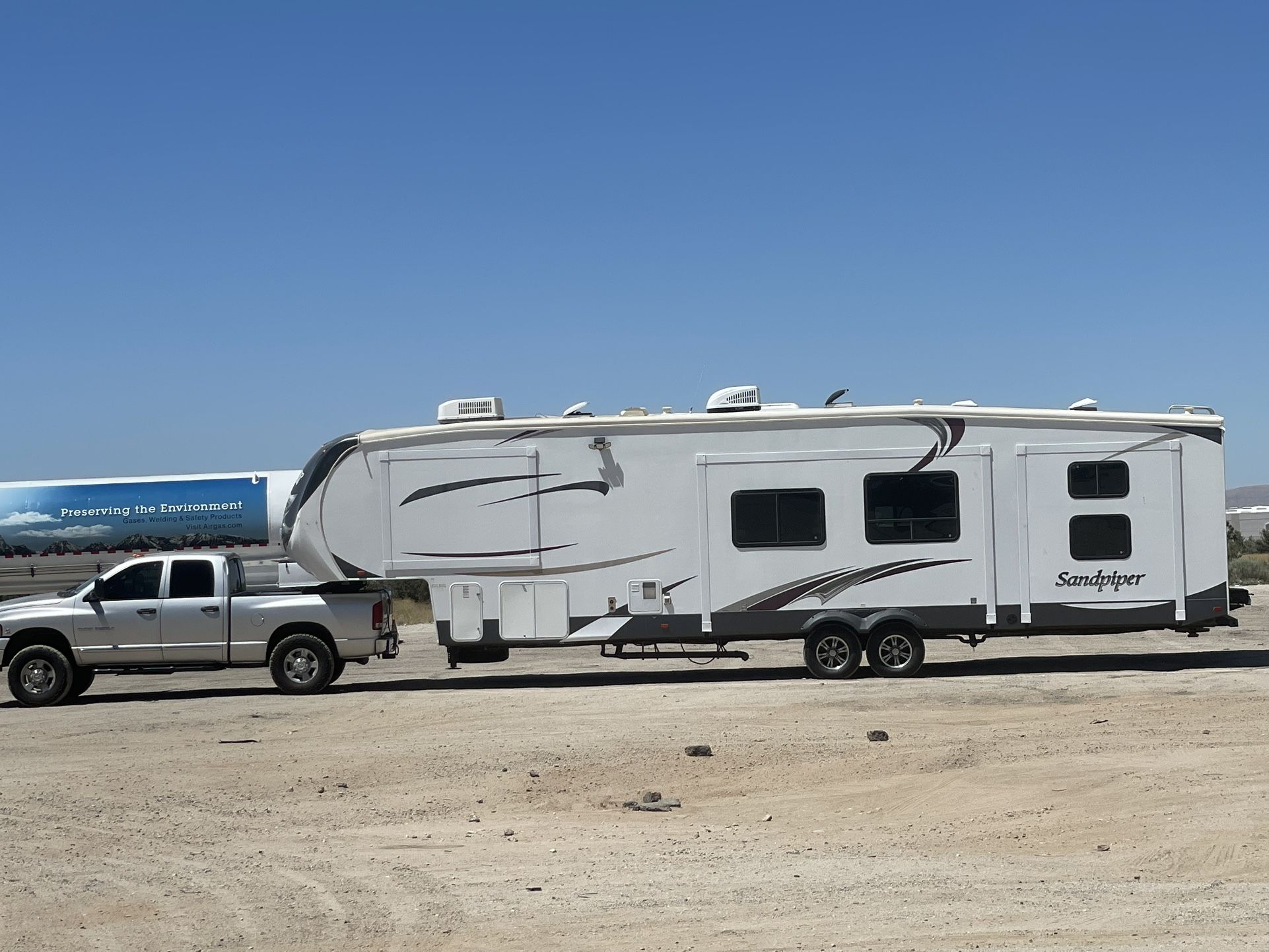 2014 Forest River Sandpiper/model 365SAQ