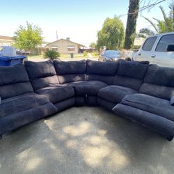 Catnapper Reclining Sectional Couch
