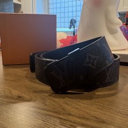 Designer Belt LV Size 40-42