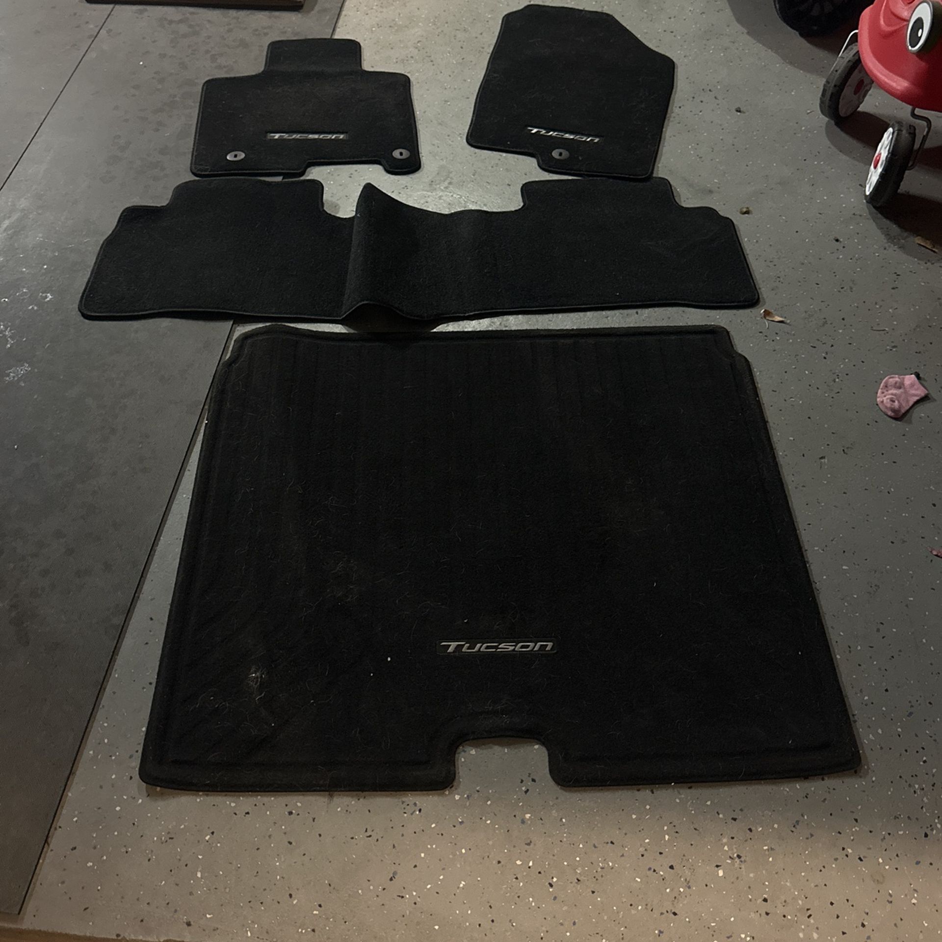 2023-2025 Hyundai Tucson Floor mat Set W/ Cargo Carpet