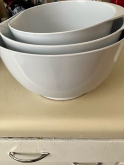 Mixing bowls