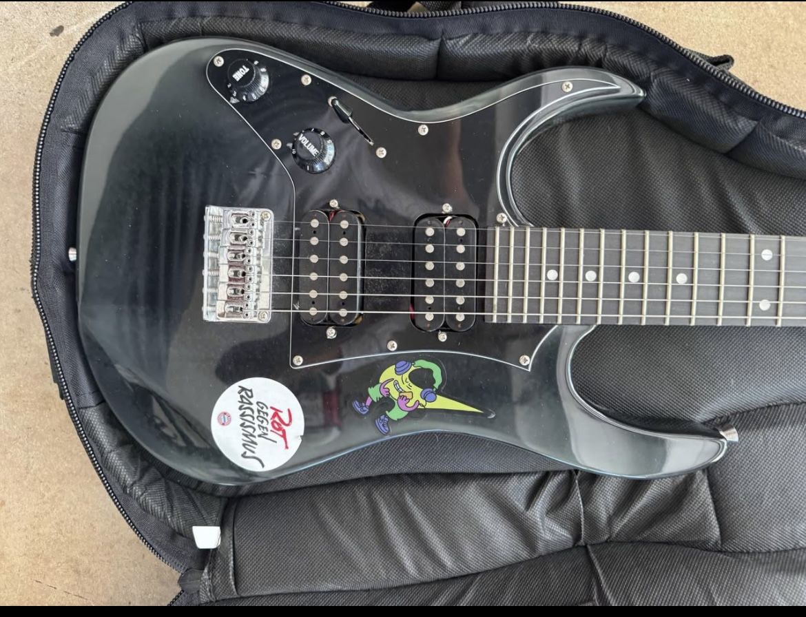 Harley Benton adult size electric guitar