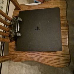 Playstation 4 Slim With Three Games Plus Controller