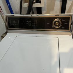 Maytag Heavy-Duty Dryer – Like New – Made in USA