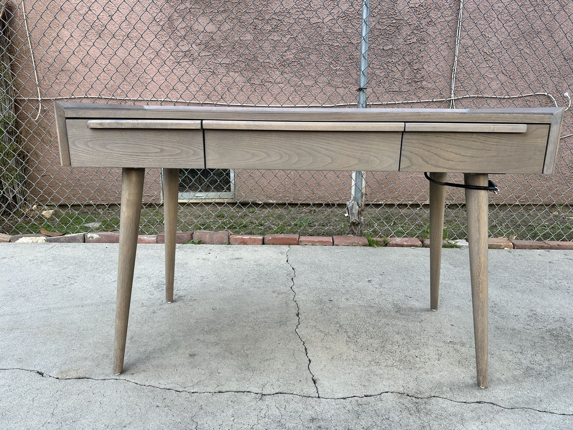 Crate And Barrel Tate Mid Century Modern Desk.