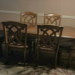 *PRICE DROP!!!* Dinner Table w/ 6 Chairs 