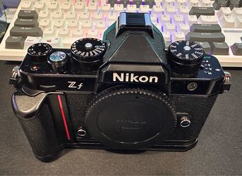Nikon Zf full frame in excellent condition