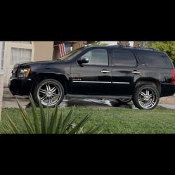 2011 Chevy Tahoe Ltz