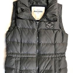 Abercrombie and Fitch Kids Puffer Jacket {18}.[Parma]