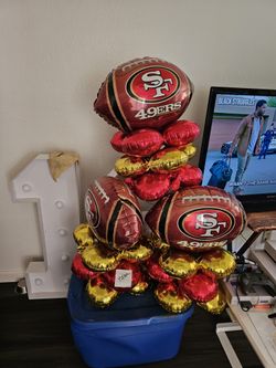 49 Ers Balloon Centerpieces