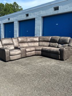 FREE DELIVERY! Gray Power Reclining Sectional with Blue LED Lighting