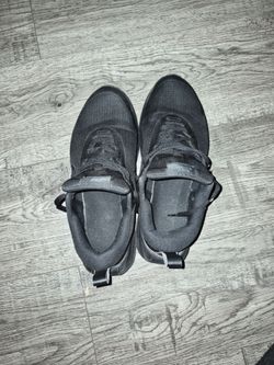 2 pairs of Nike shoes black 10.5 n 9.5 white