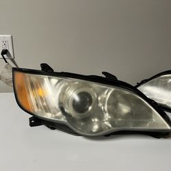 Headlights For Subaru Outback/Legacy 2005-2009