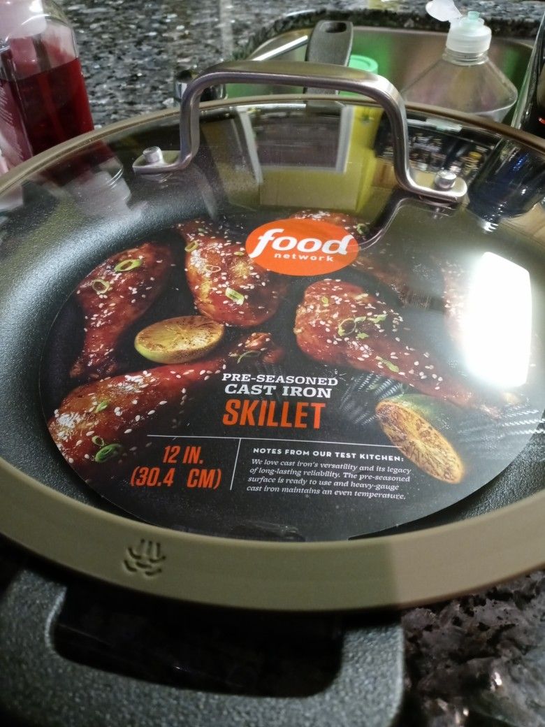 12 INCH CAST IRON SKILLET WITH LIDBR