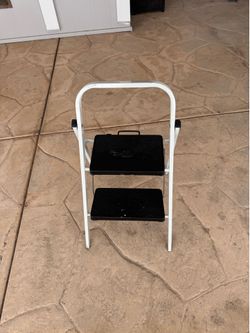 Two step stepstool
