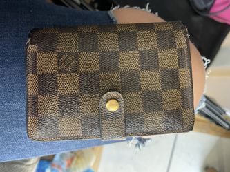 LV Wallet