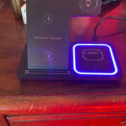 3 In 1 Wireless Charging Pad