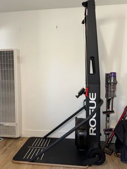 Rogue fitness skierg with floor mount, price is firm, lowballs ignored