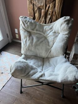 Soft Target Foldout Chair 