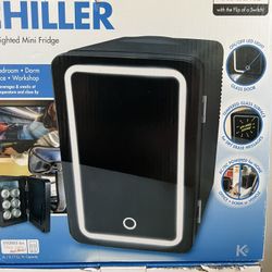 Portable Refrigerator Mini Fridge 12v(brand New ) Great Christmas Gif 