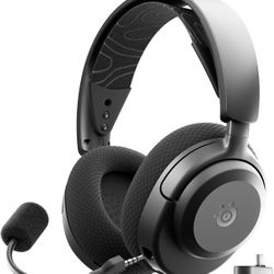 New SteelSeries Arctis Nova 3P Wireless Multi-Platform Gaming Headset